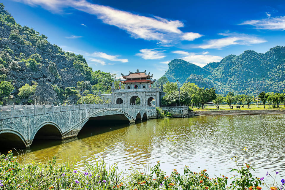 From Hanoi: Tam Coc, Hoa Lu & Mua Cave Full-Day Trip - Important Information