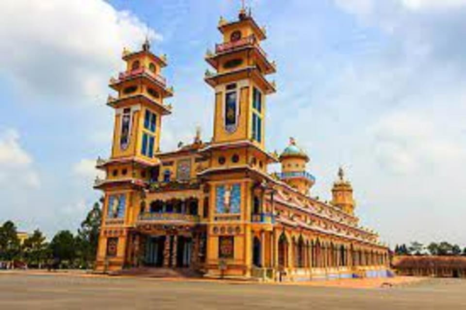 From Ho Chi Minh: Black Mountain, Cao Dai Temples- Tay Ninh - Learning About Cao Dai Religion