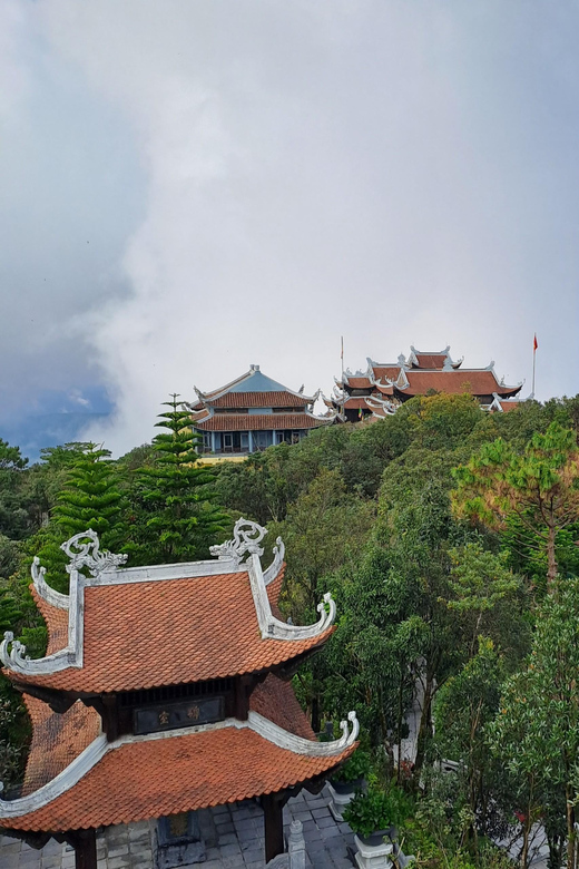 FROM HOI AN TO GOLDEN BRIDGE IN BA NA HILLS BY PRIVATE CAR - Additional Information