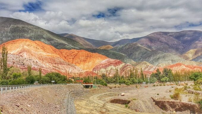 From Jujuy: Salinas Grandes, Purmamarca & Los Colorados Hike - Safety Considerations