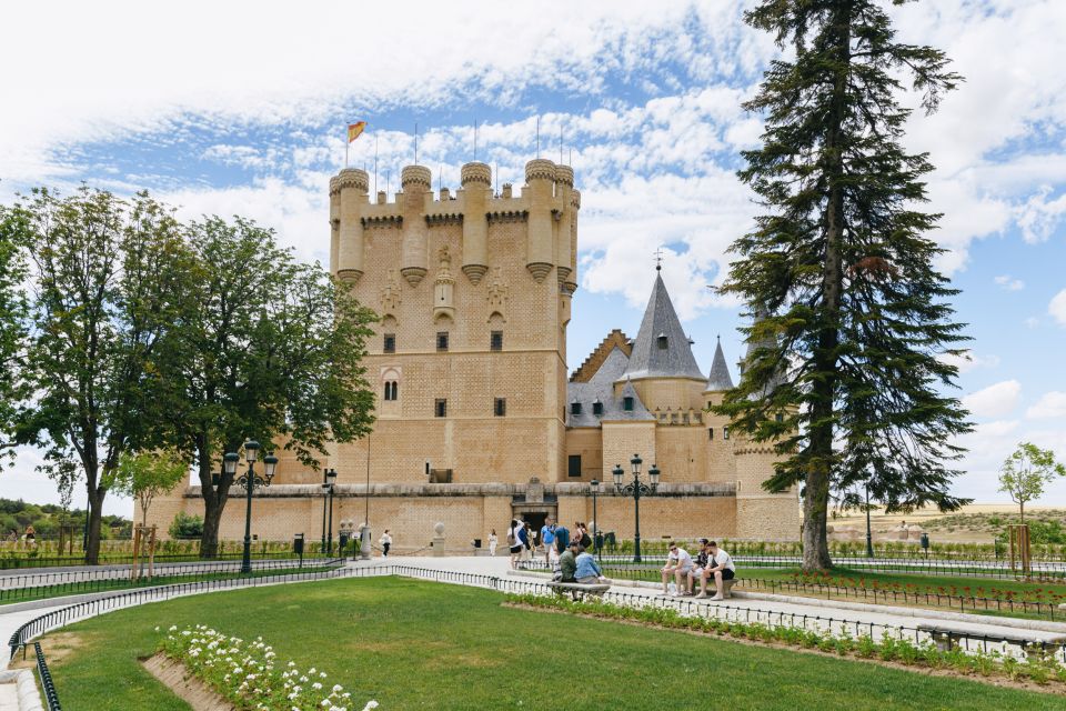 From Madrid: Toledo & Segovia With Optional Ávila Tour - Customer Feedback and Ratings