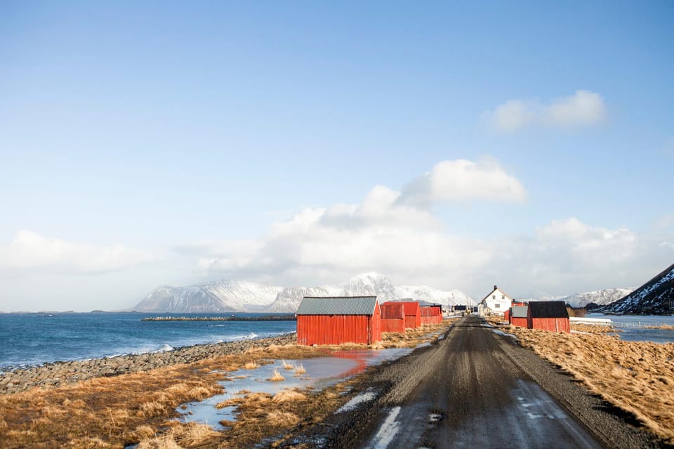 From Svolvær: Henningsvær Lofoten East Island Full Day Tour - Booking and Cancellation Policy