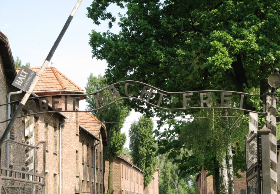 From Warsaw: Auschwitz-Birkenau Small Group Tour With Lunch - Booking Information