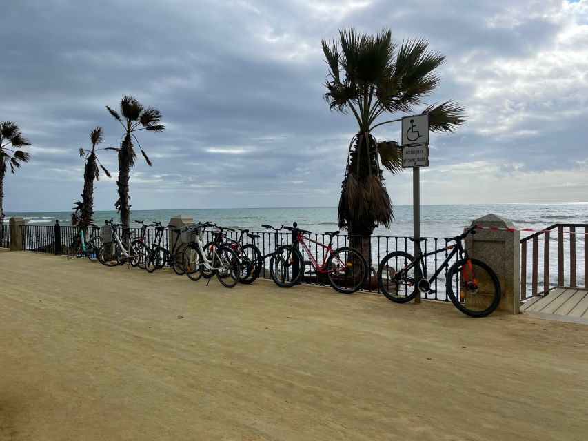 Fuengirola: City Highlights Guided Bike Tour - Booking and Availability