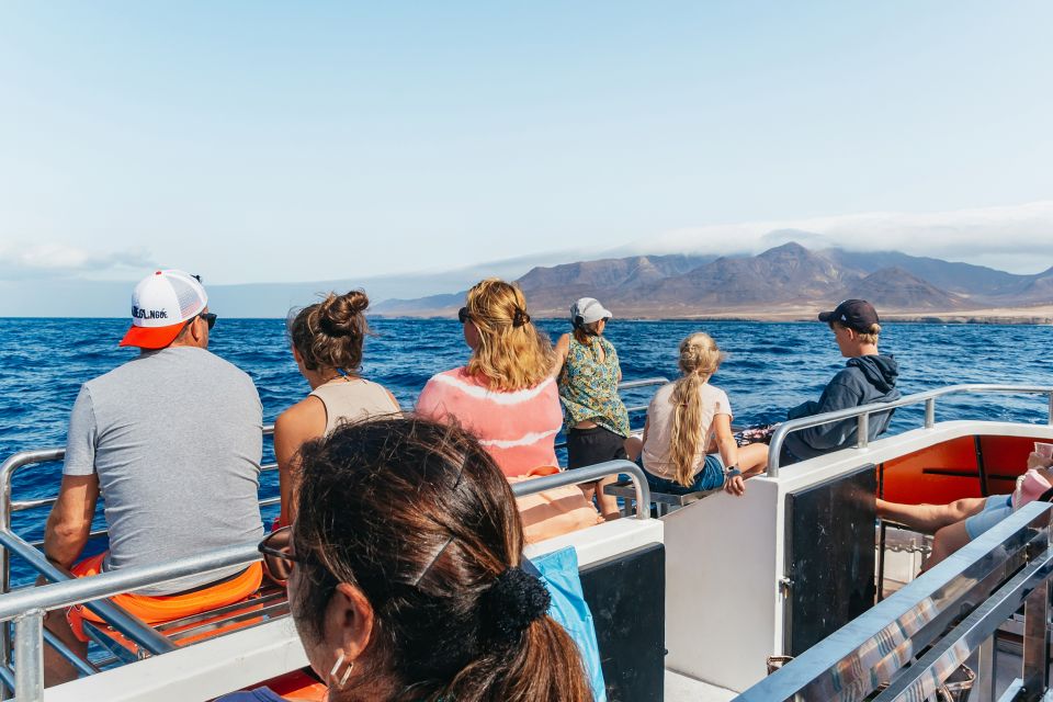 Fuerteventura: Glass Bottom Boat Cruise With Lunch & Drinks - Language Options