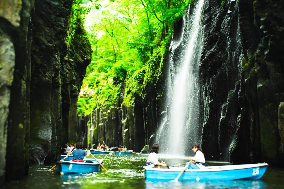 Fukuoka: Takachiho Gorge 1Day Private Tour - Booking Details and Cancellation Policy