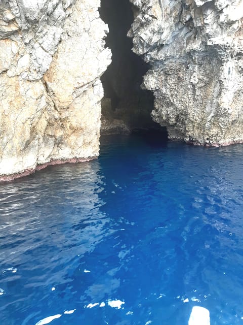 Giardini Naxos: Isola Bella and Grottos Cruise With Aperitif - Tour Schedule and Availability