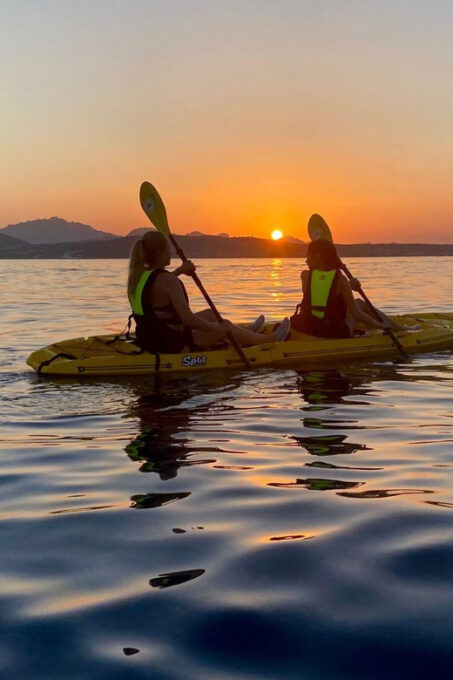 Golfo Aranci: Small Group Kayak Tour With Aperitif &Dolphins - Meeting Point and Departure