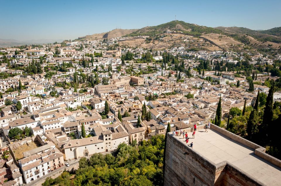 Granada: Alhambra Entry Ticket With Audio Guide - Navigating the Site