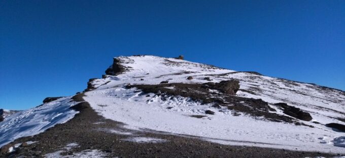 Granada: Sierra Nevada Veleta Peak Trek With Lunch - Scenic Highlights