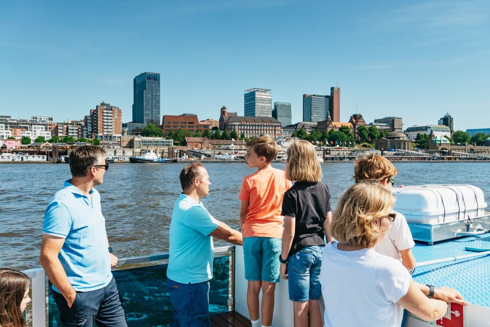 Hamburg: 1.5-Hour Harbor and Speicherstadt Day Cruise - Nearby Attractions