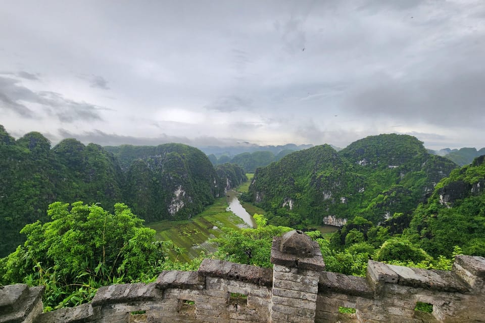 Hanoi: Hoa Lu - Tam Coc - Mua Cave -1 Day Trip by Limousine - Booking Information