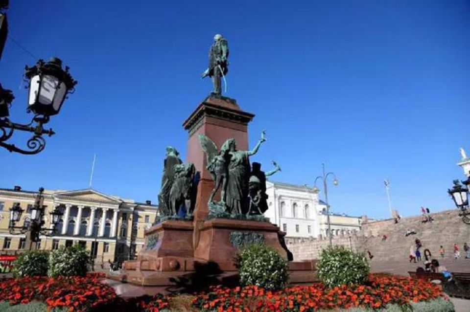 Helsinki Stopover Tour With Round-Trip Airport Transfers - Tips for an Enjoyable Tour