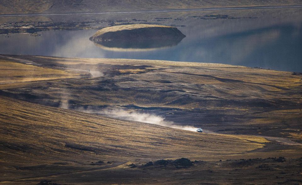 Highlands & Landmannalaugar Tour With Photo Package - Tips for an Enjoyable Experience