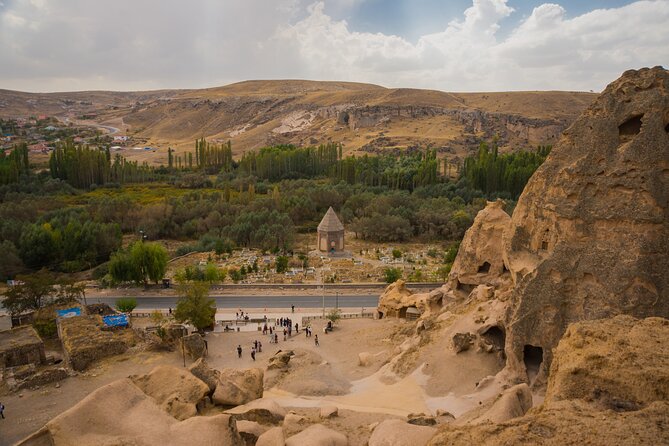 Hiking and Underground City Tour - Hiking Through Red Valley