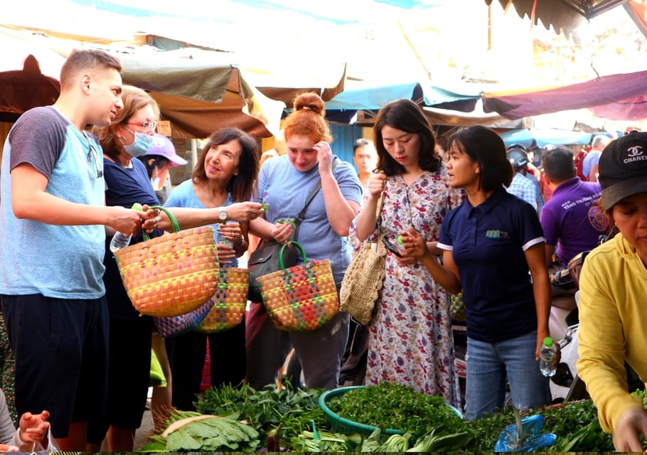 Hoi An/Da Nang: Market Tour, Boat Ride, and Cooking Class - Cooking Class Experience