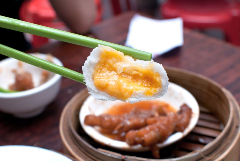 Hong Kong Street Food Feasting - Knowledgeable Local Guides