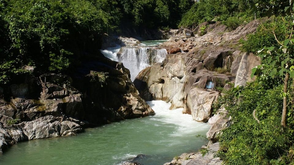 Hue-Hoian: 1 Way Jeep Tour With Sightseeing via Hai Van Pass - Tips for a Great Experience