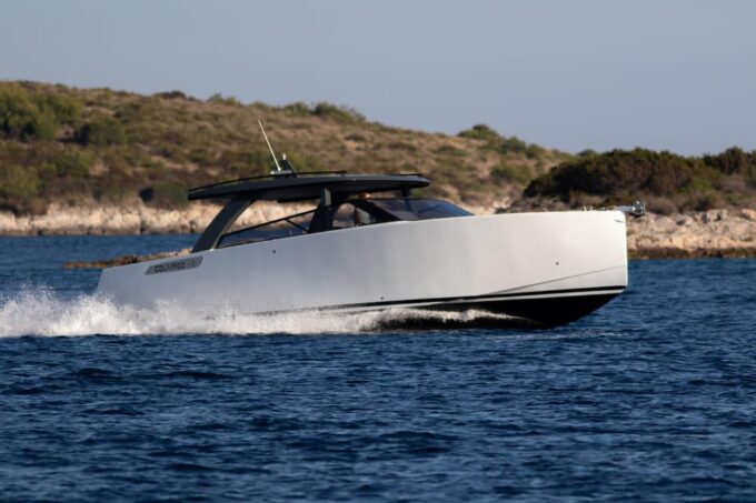 Hvar: Colnago 45 Speedboat Private Charter With Crew - Relaxing Boat Experience