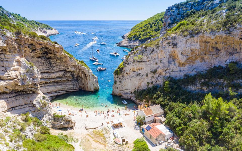 Hvar:Blue & Grenn Cave and Vis Island Private Speedboat Tour - Discovering Stiniva Cove