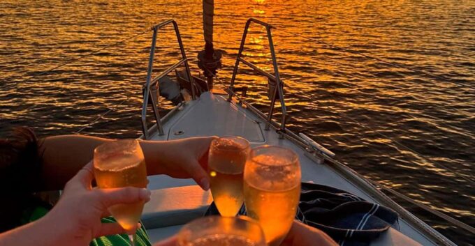 Ibiza: Sunset Boat Trip With Appetizers, Only up to 6 Guests - Customer Satisfaction and Reviews