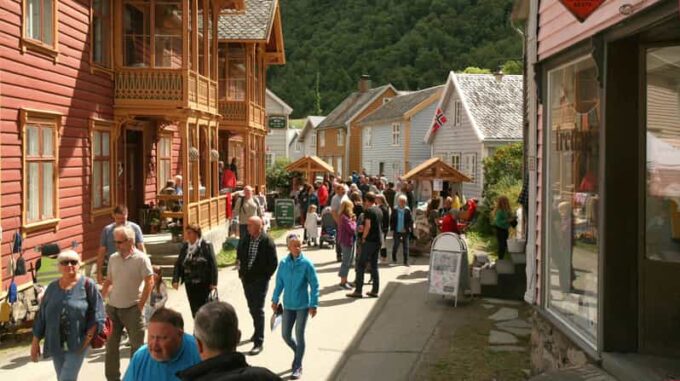 In Lærdal: Guided Old Town Tour - Frequently Asked Questions