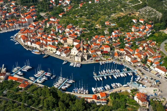 Island Hvar & Pakleni Islands Private Speedboat Tour - Flexible Booking