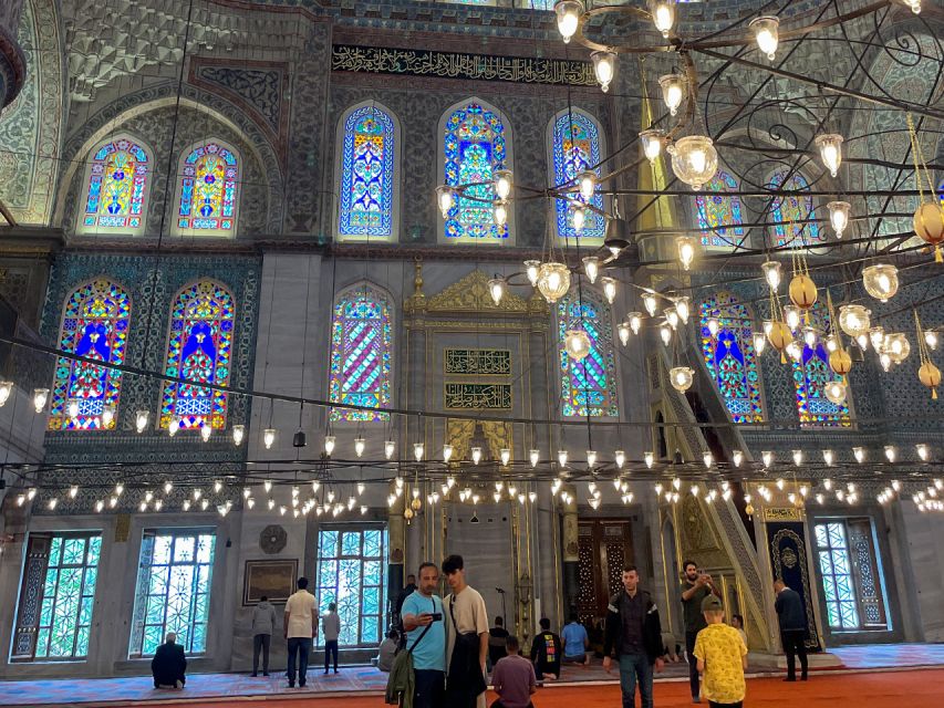 Istanbul: Basilica, Topkapi, Blue Mosque & Hagia Sophia Tour - Nearby Attractions to Explore