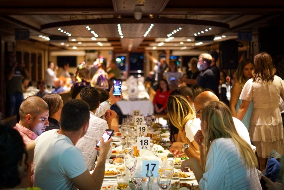 Istanbul: Bosphorus Dinner Cruise and Turkish Night Show - Guest Reviews and Ratings