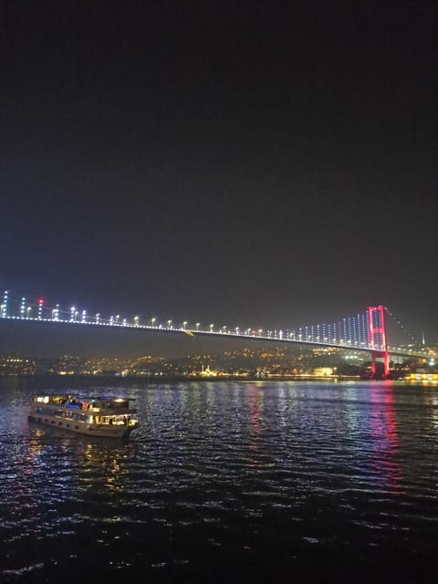 Istanbul: Bosphorus Dinner Cruise With Turkish Show - Customer Feedback