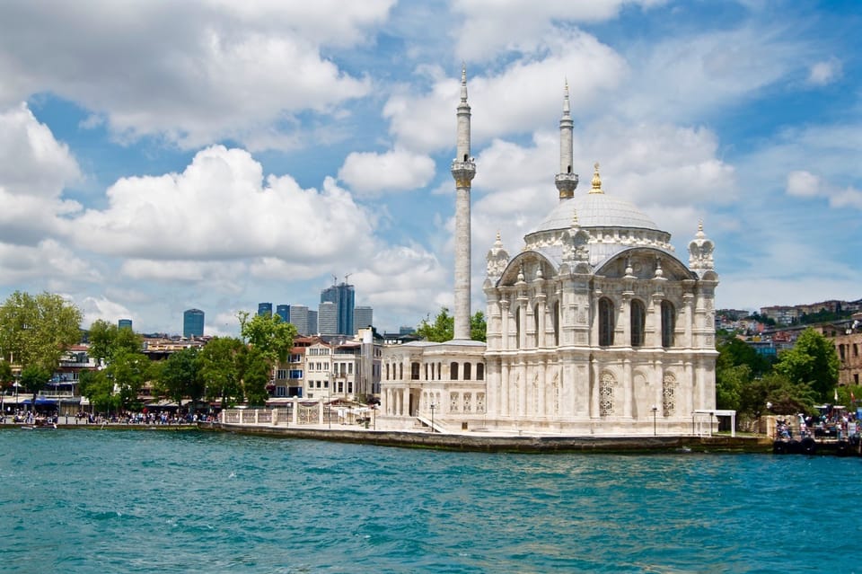 Istanbul: Private Bosphorus Strait Sightseeing Yacht Cruise - Booking Your Private Yacht Trip