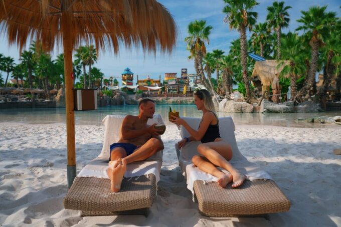 Jesolo: Caribe Bay Water Theme Park 1-Day Ticket - Park Hours and Seasonal Information