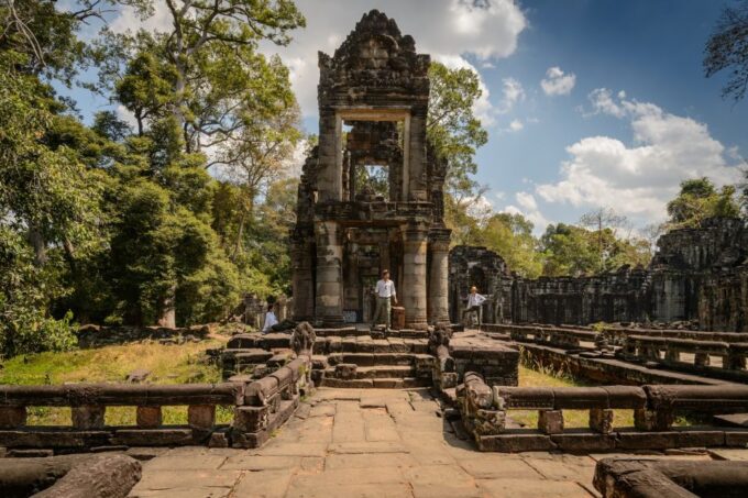 Kbal Spean Trekking Tour With Banteay Srei & Landmine Museum - Booking Information