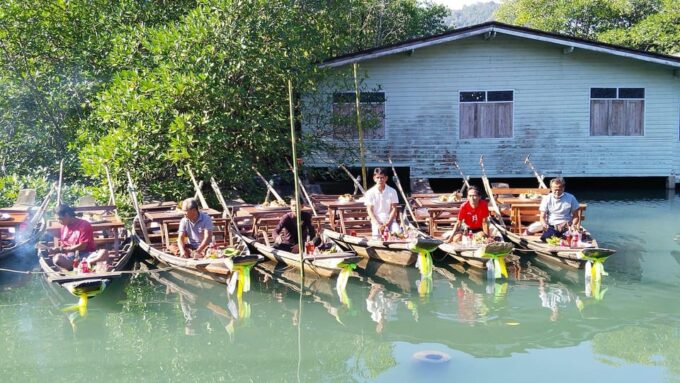 Koh Chang: Mangrove Forest Gondola Tour - Accessibility and Precautions