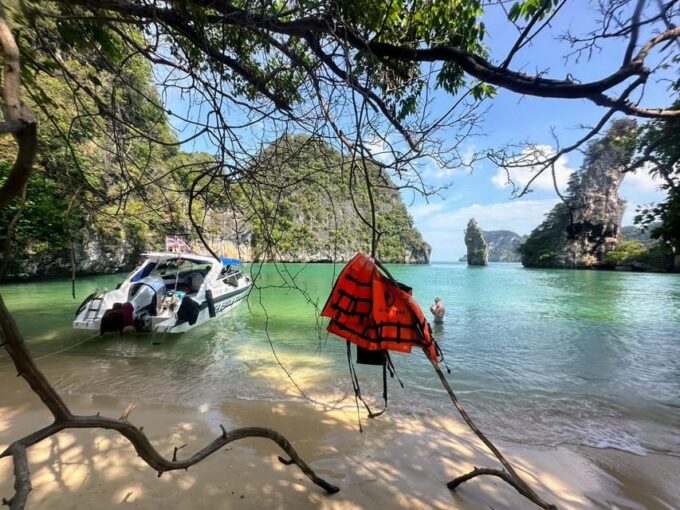Krabi: Phang Nga Bay Blitz to James Bond Island With Lunch - Relaxing Island Experiences