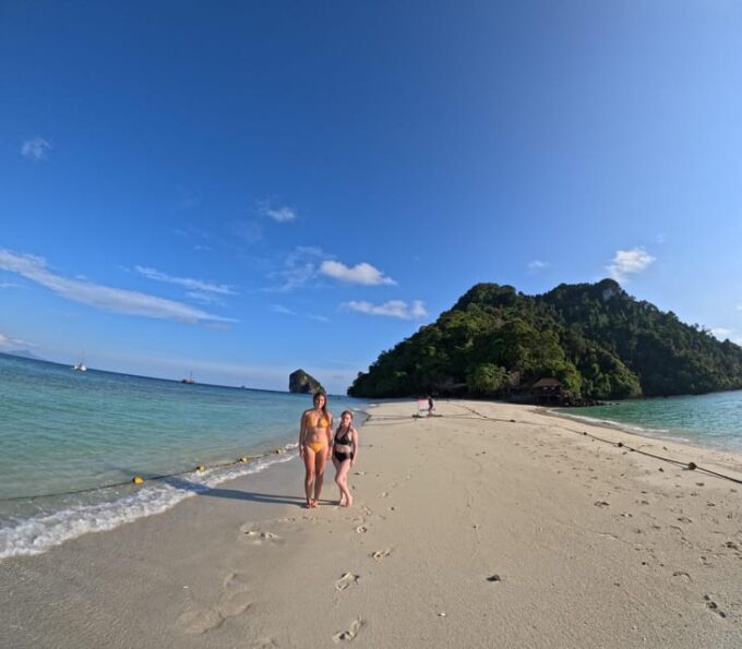 Krabi: Private Morning 4 Island Breakfast Cruise - Languages Spoken