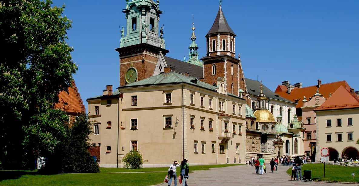 Krakows Wawel, Old Town, Basilica & Underground Museum Tour - Important Tour Information