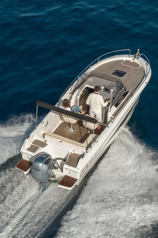 Krk: Rent a Boat Atlantic 730 408kk - Pet Policy and Restrictions