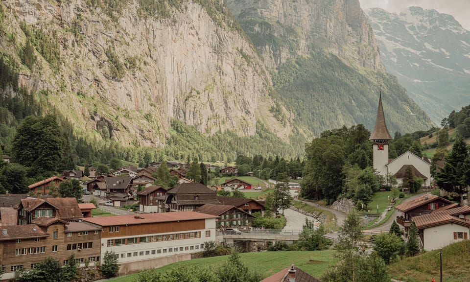 Lauterbrunnen: Professional Photoshoot at the Best Spots. - Important Exclusions