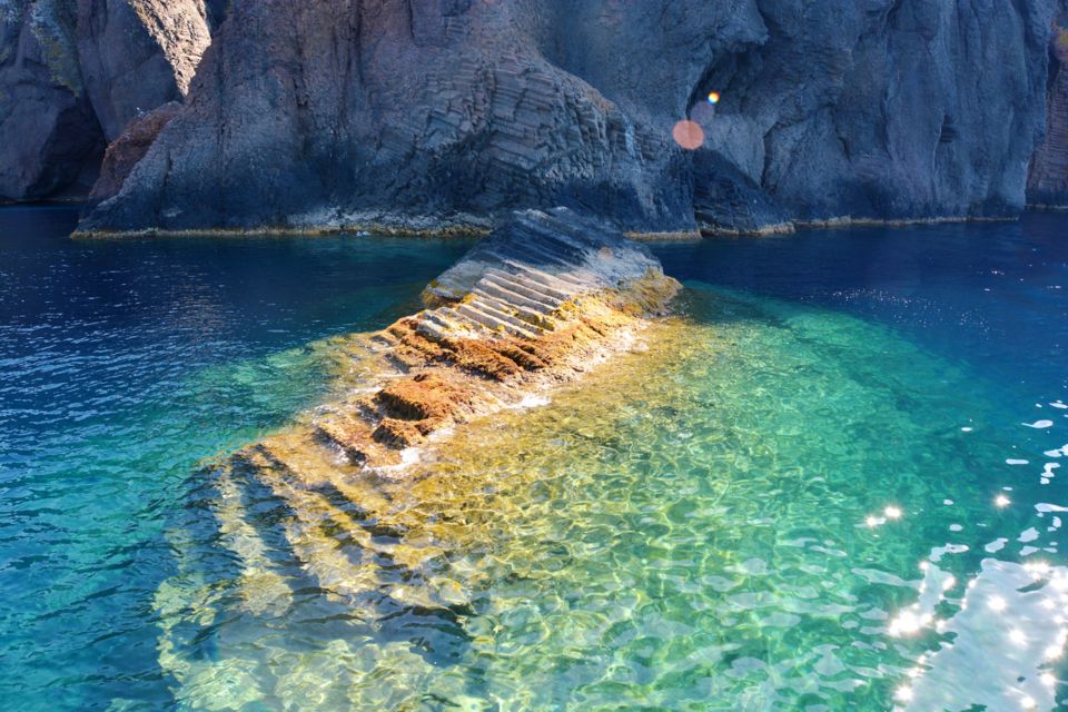 Loading: Scandola, Girolata, and Piana Afternoon Boat Tour - Exploring the Calanques De Piana