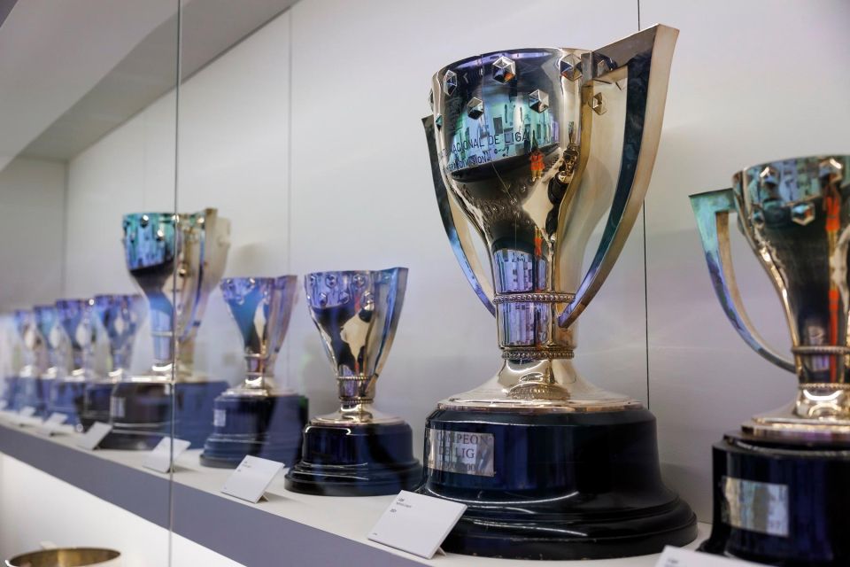 Madrid: Guided Tour of Bernabéu Stadium - Tour Schedule