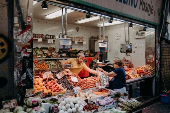 Madrid: The Ultimate Food Tour and Market Visit - Discover Neighborhood Deli Delights