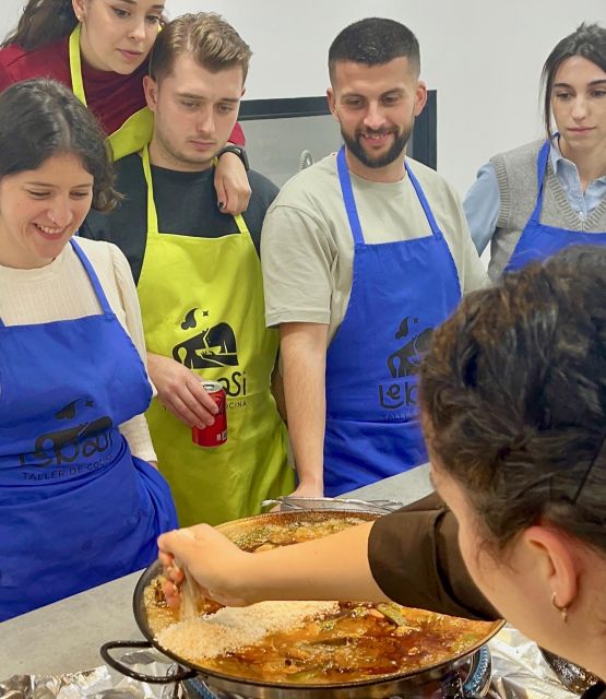 Málaga: Spanish Cooking Class With Paella, Sangria, and More - Key Points