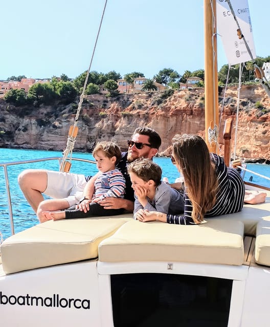 Mallorca: Sailing 100% Electric Boat + Snorkel + Aperitive - About the Operator