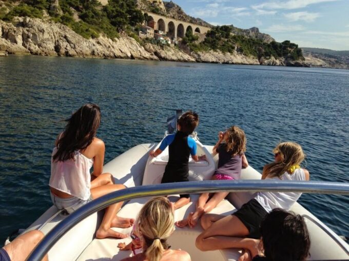 Marseilles: Between Land and Sea 8-Hour Tour - Tips for Your Adventure