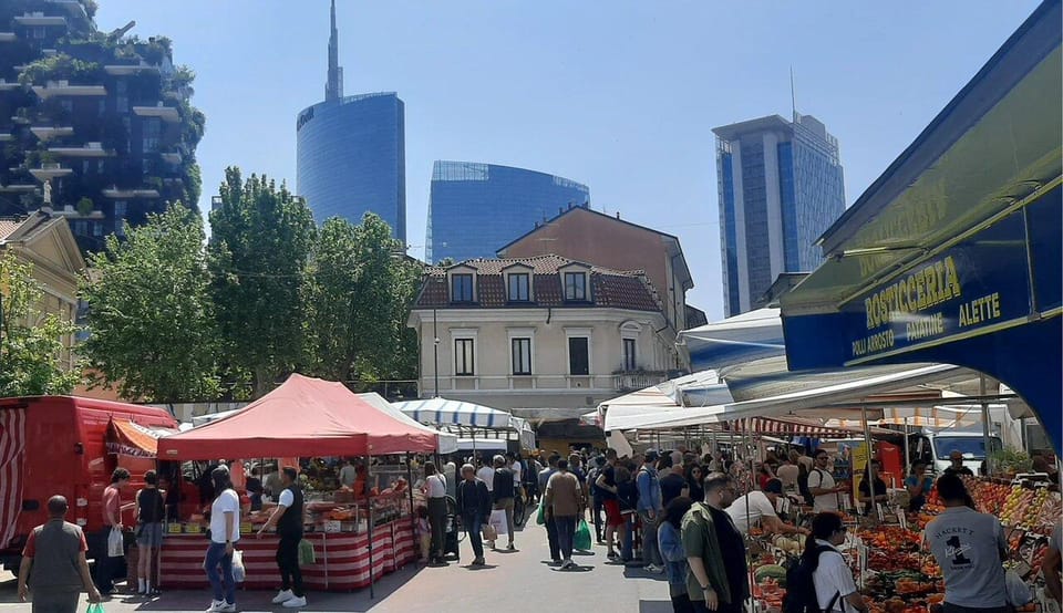 Milan Market Tour & Authentic Aperitivo at a Locals Home - How to Book Your Spot