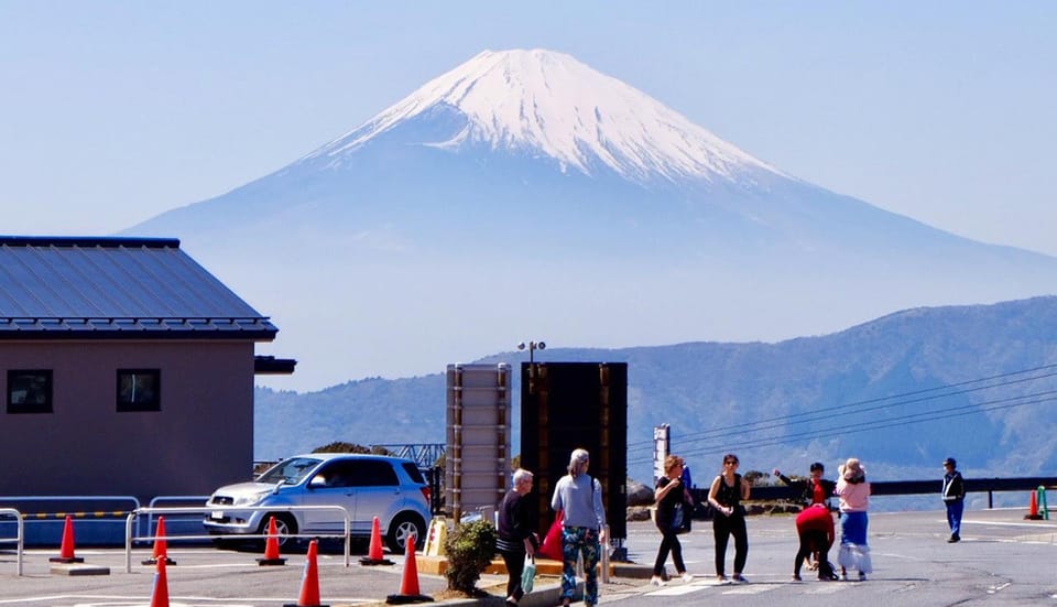 Mt.Fuji:Lake Kawaguchi,Yamanaka & Onsen Day Tour From Tokyo - Frequently Asked Questions