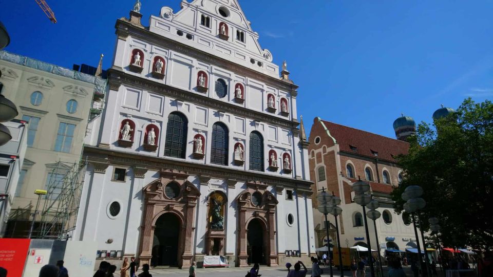 Munich: Old Town Guided Walking Tour With Lunch Stop - Nearby Attractions to Explore