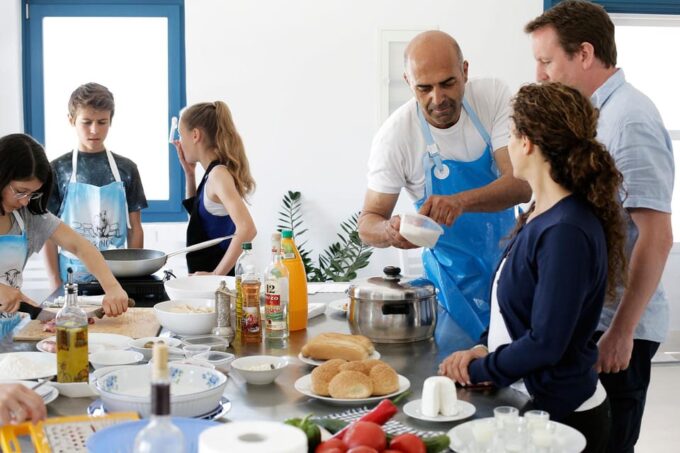 Mykonos: Traditional Cooking Class With the Locals - Customer Feedback and Recommendations