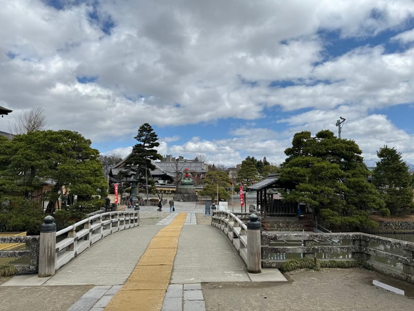 Nagano: Snow Monkey Park, Zenkoji One Day Private Tour - Booking and Cancellation Policy